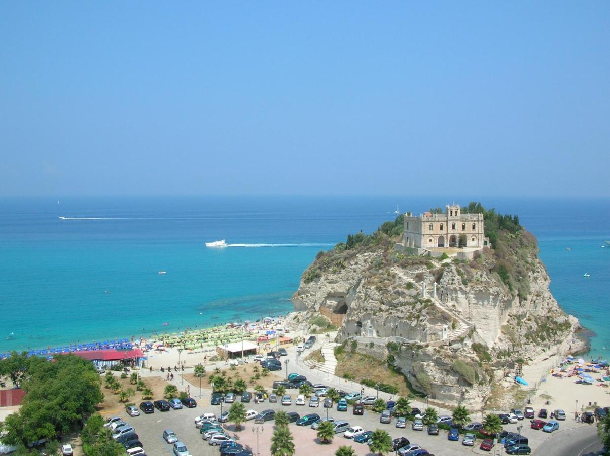 Casetta Pinetamare Tropea Luaran gambar